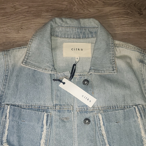 Two-Tone Denim Jacket - Picture 2 of 6